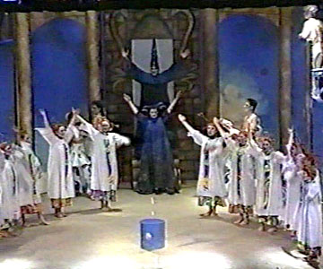 The fool, the cult and the&nbsp;tower